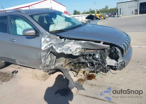 2015 Jeep Cherokee Latitude из США, поврежденный, VIN 1C4PJMCS0FW551907